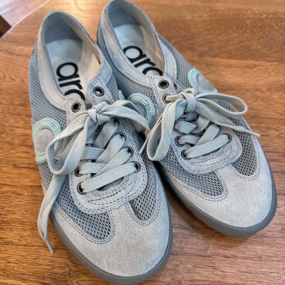 Aro Joaneta Net Sneakers in Light Gray and Blue